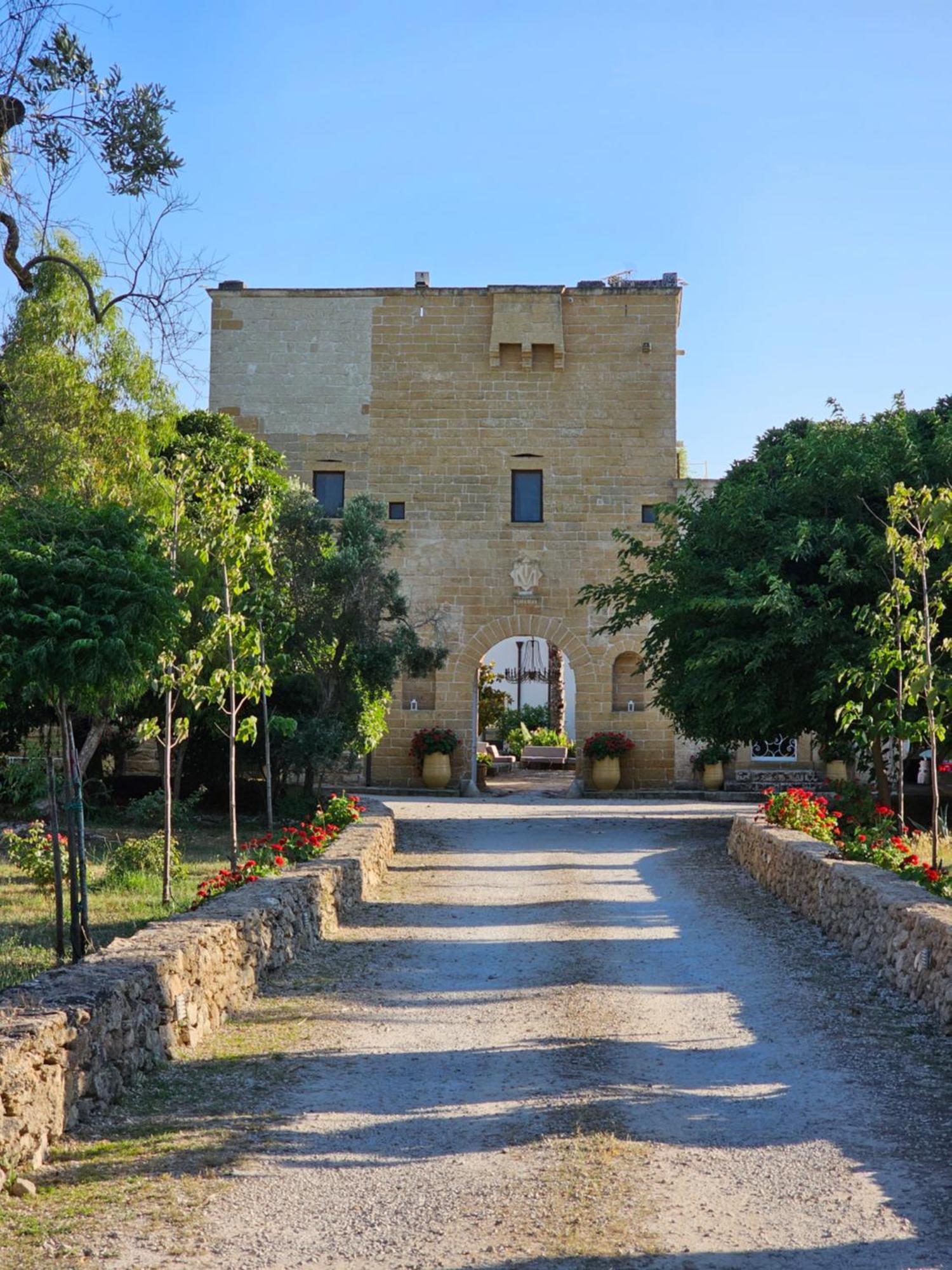 Tenuta Monacelli Лече Екстериор снимка