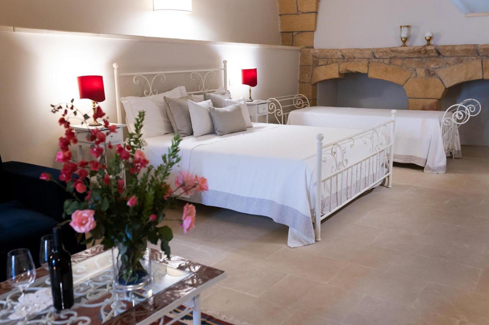 Tenuta Monacelli Лече Екстериор снимка